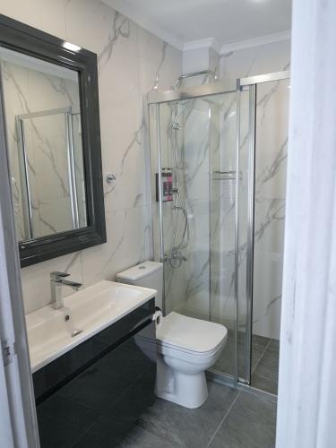 sammys-hotel-standard-twin-room-1