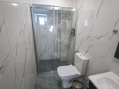 sammys-hotel-suit-double-room-8