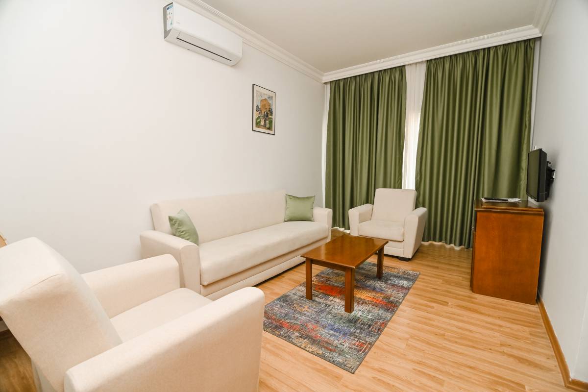 sammys-hotel-rooms (2)