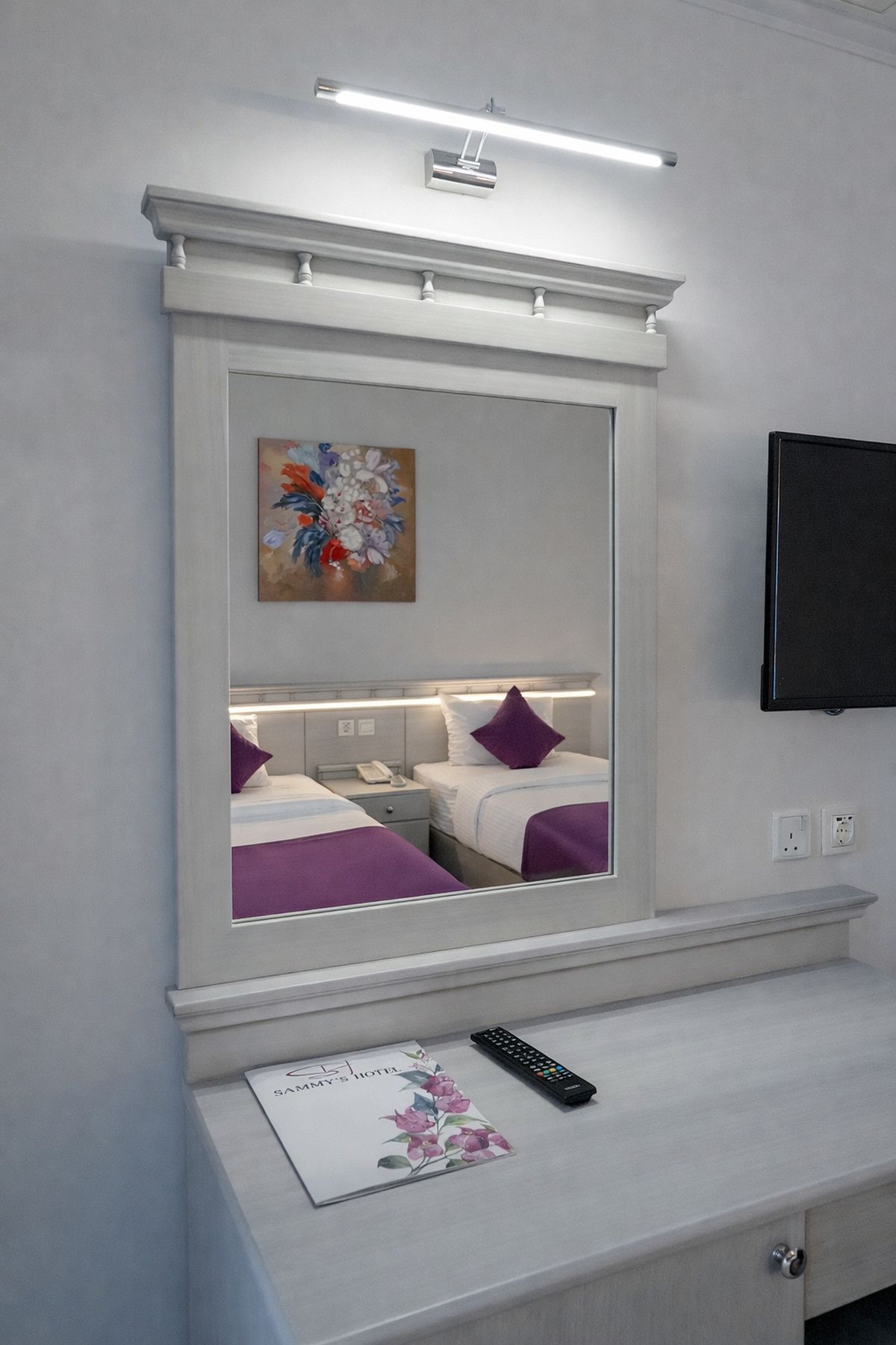 Sammys Hotel Standard Twin Room