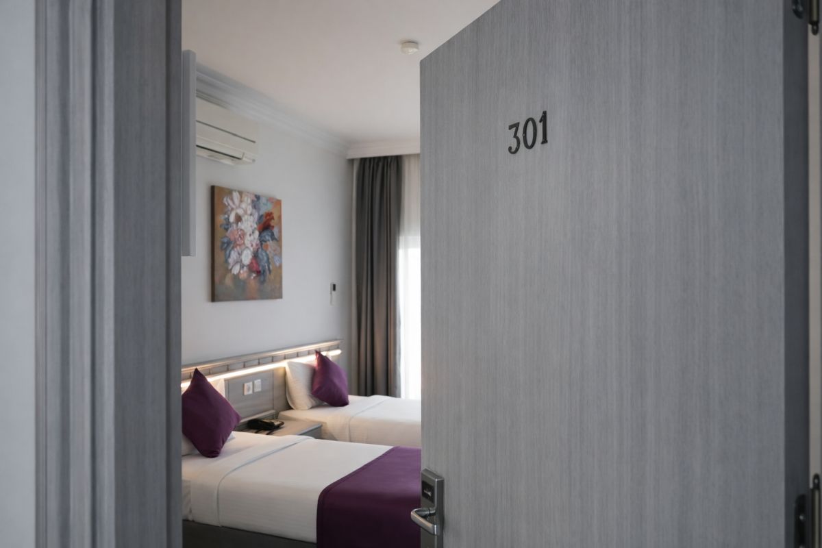 Sammys Hotel Standard Twin Room