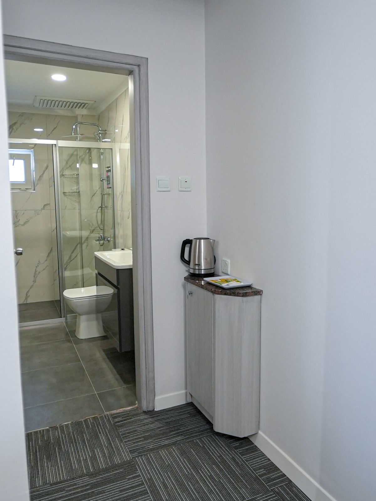 Sammys Hotel Suit Twin Room